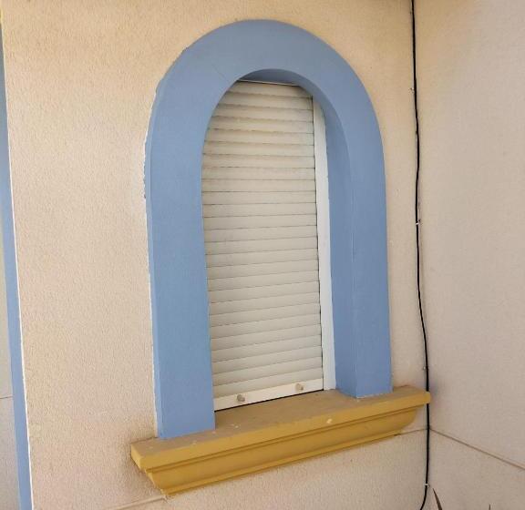 Beautiful Villa In Murcia With Pool Just 10m Away