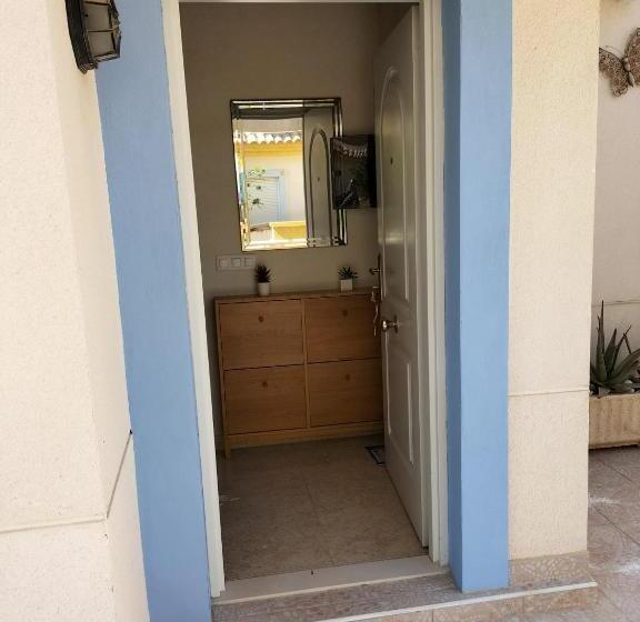 Beautiful Villa In Murcia With Pool Just 10m Away