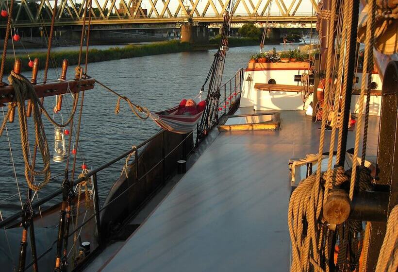 هتل Klabauterbett