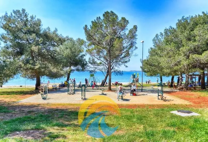 House Christian 1581