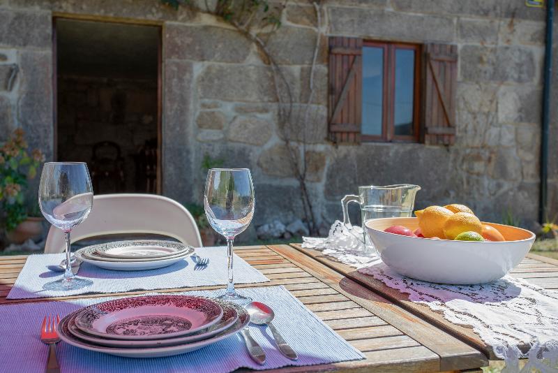 Liiiving Caminha Riverfront Garden Villa