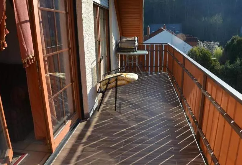 Majatalo Mountain View Rooms