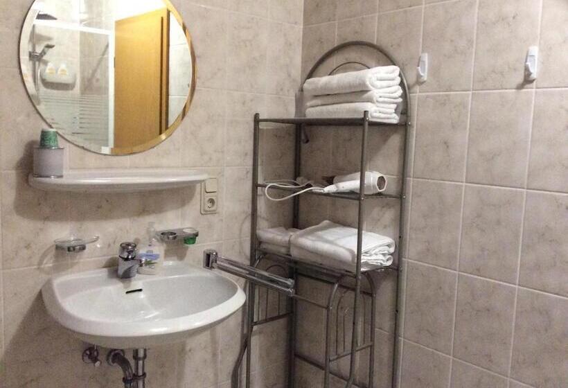 פנסיון Mountain View Rooms