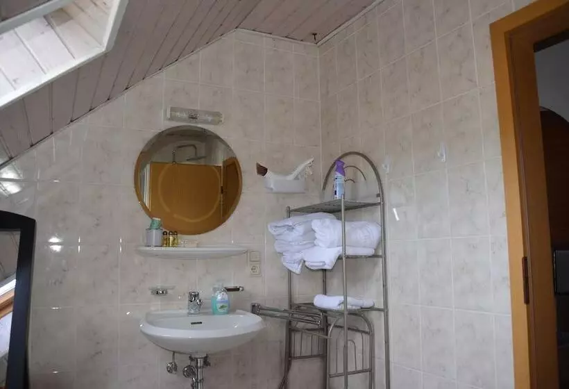 Majatalo Mountain View Rooms