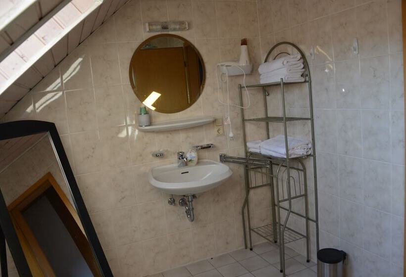 פנסיון Mountain View Rooms