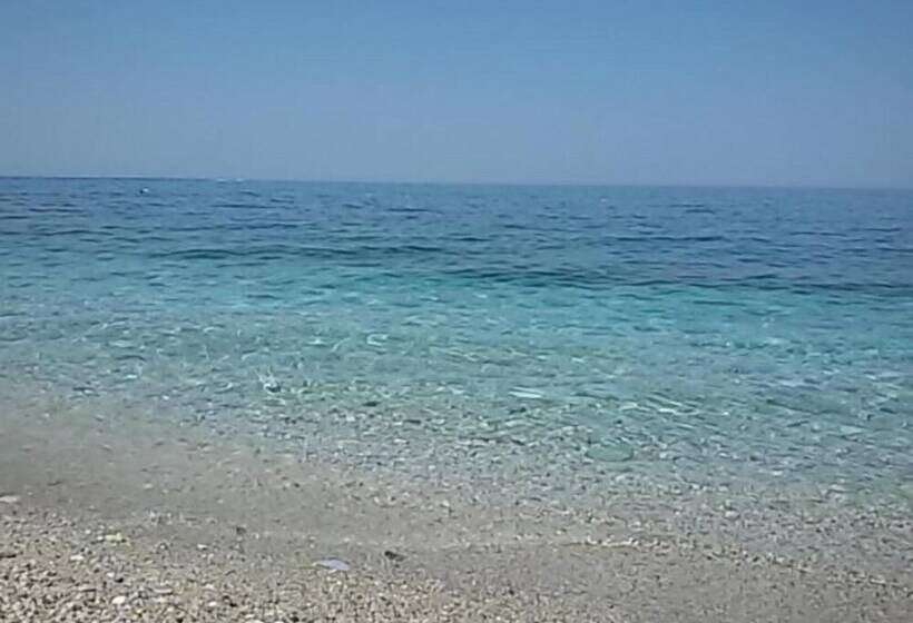 펜션 Muses Country House