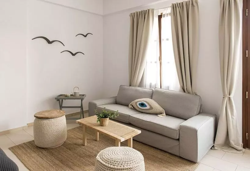 Syros Wellness Luxury Suites