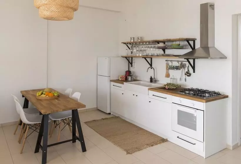Syros Wellness Luxury Suites