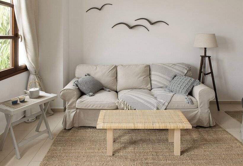 Syros Wellness Luxury Suites