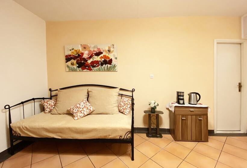 Apt Lavender On Nincevica St 1 Br Apt 5 Min To The Old Town Of Split