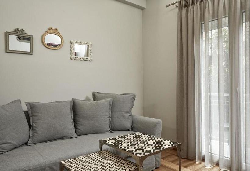Charming Studio Apartment