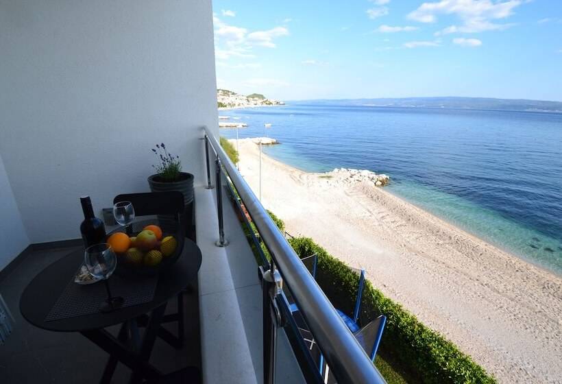 Superior Four Star Apartment