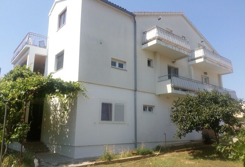 Vodice Boutique Apartments Julia