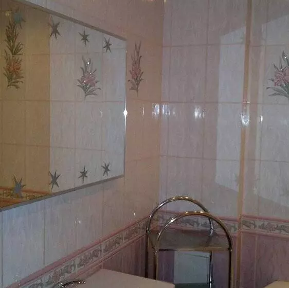 Apartment On Maksima Gorkogo 32