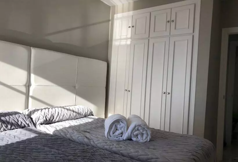 Apartment On The Beachfront