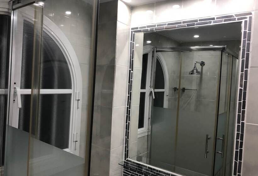 Apartment On The Beachfront