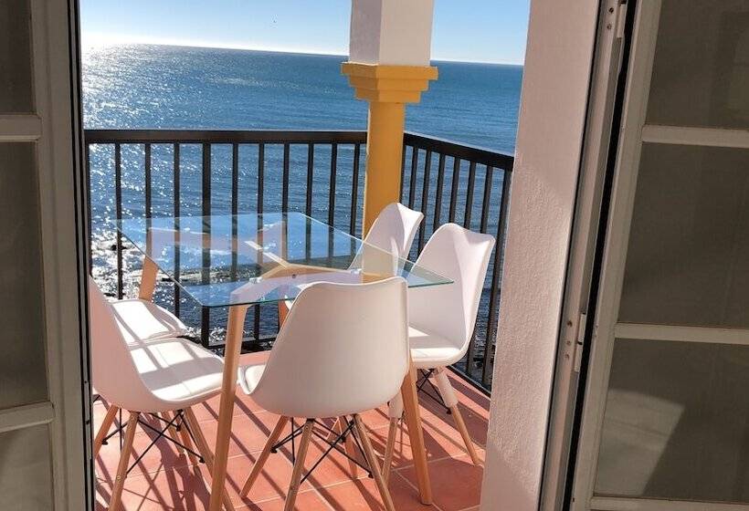 Apartment On The Beachfront