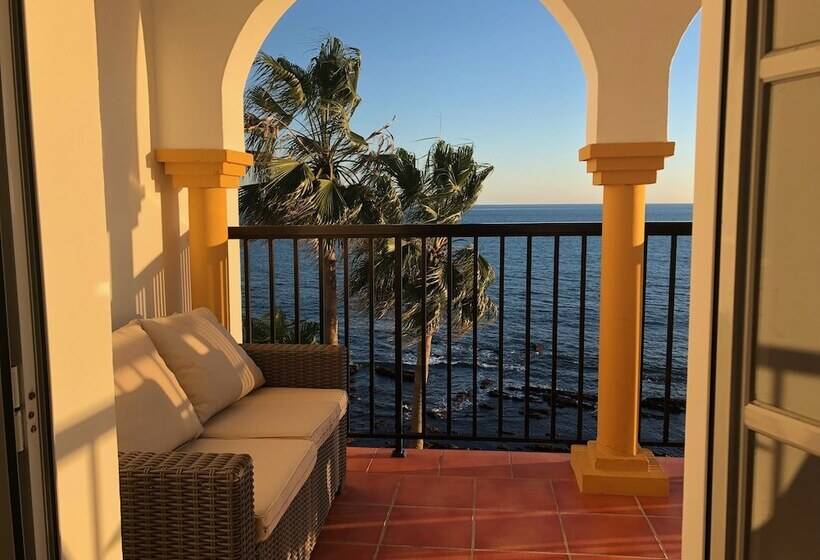 Apartment On The Beachfront