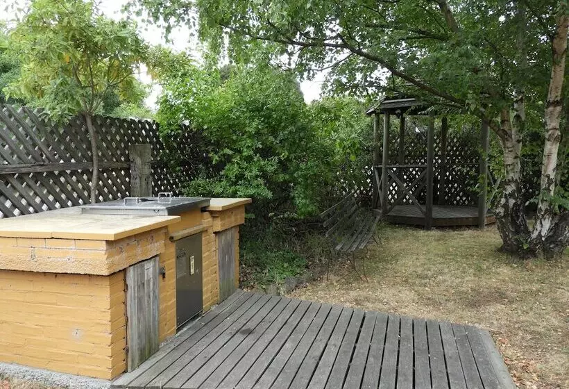 Hotelli Somerset Caravan Park