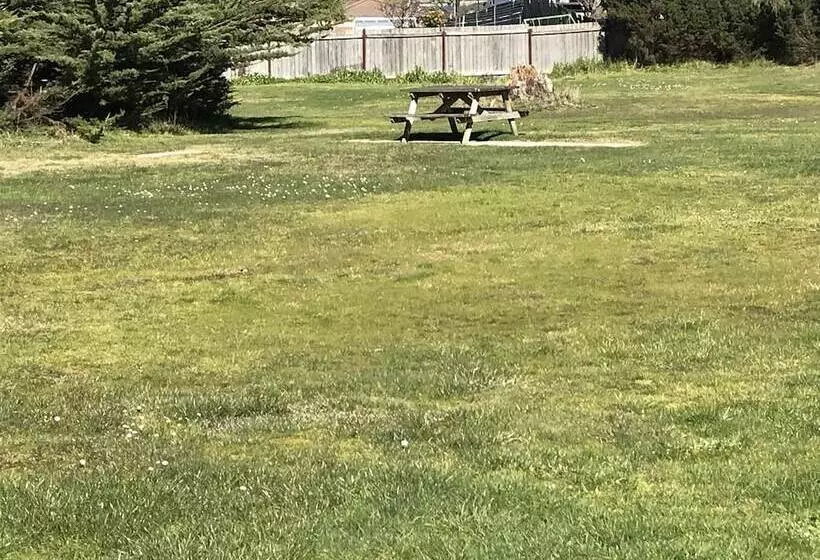 Hotelli Somerset Caravan Park