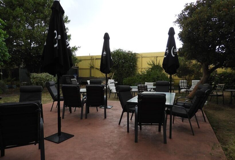 فندق Somerset Caravan Park