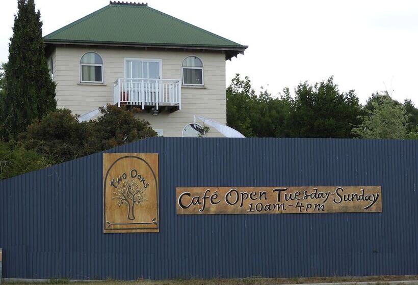 فندق Somerset Caravan Park