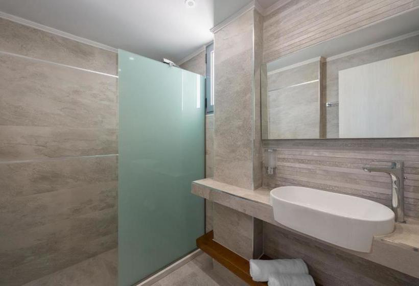 Lardos Luxury Apartments