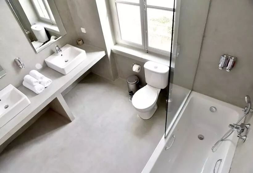 پانسیون Douskos Guesthouse