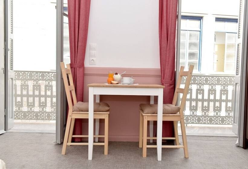 Пансион Douskos Guesthouse