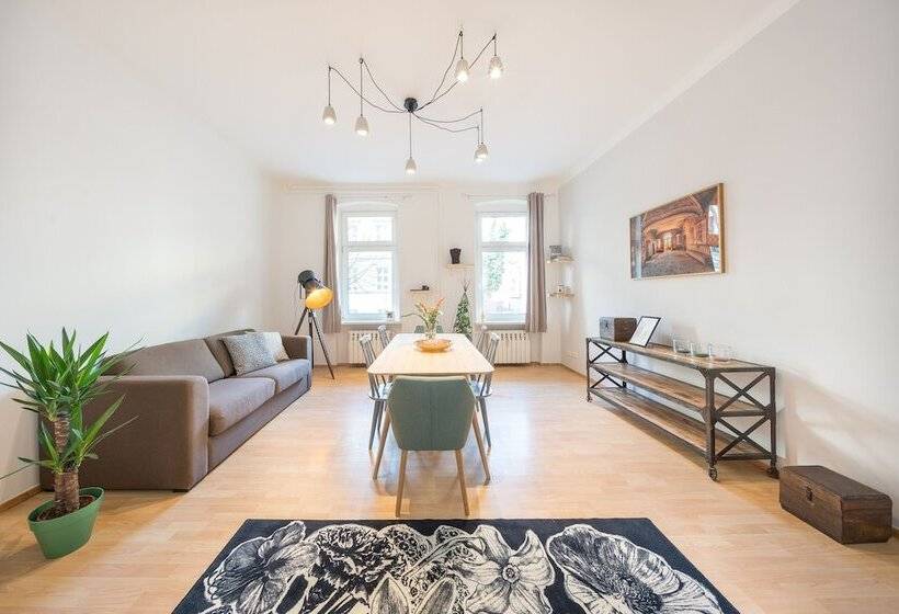 Apartments In Potsdam West