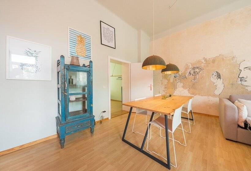 Apartments In Potsdam West