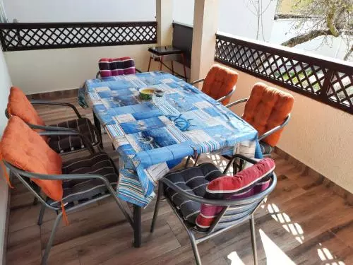 Apartments Rudez   Pool   Jacuzzi