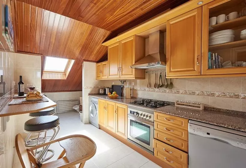 Estoril Penthouse