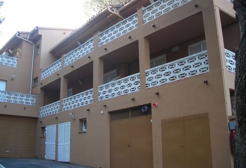 Отель Camping El Maset