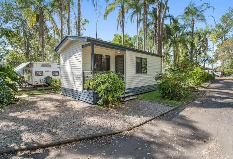 Landsborough Holiday Park