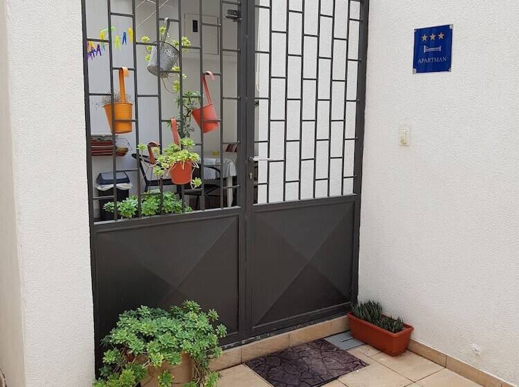 Apartment Vicenco Top Location