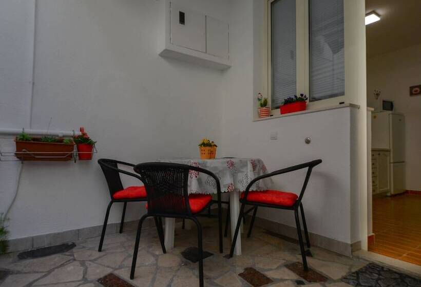 Apartment Vicenco Top Location