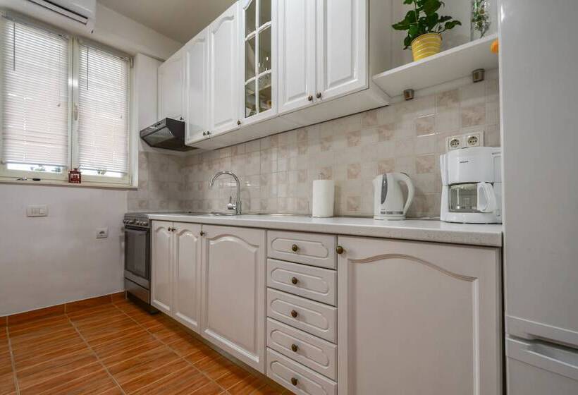 Apartment Vicenco Top Location