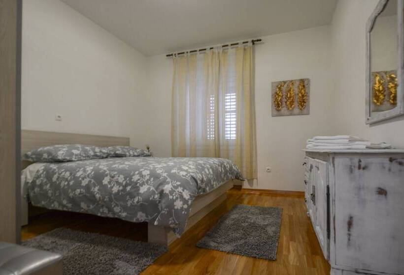 Apartment Vicenco Top Location