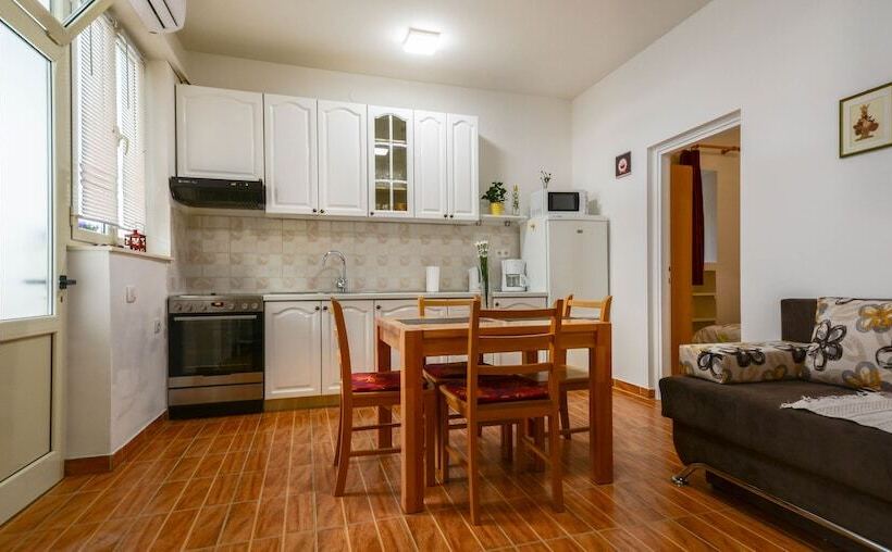 Apartment Vicenco Top Location