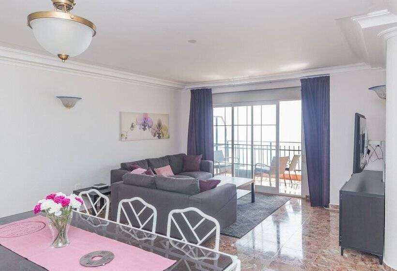 Beachfront 4br Big Groups Or 2 Families