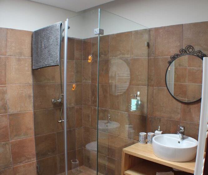 Casas Do Castelo De Lamego