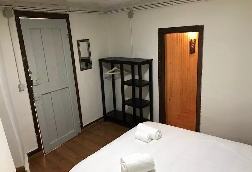 Casas Do Castelo De Lamego