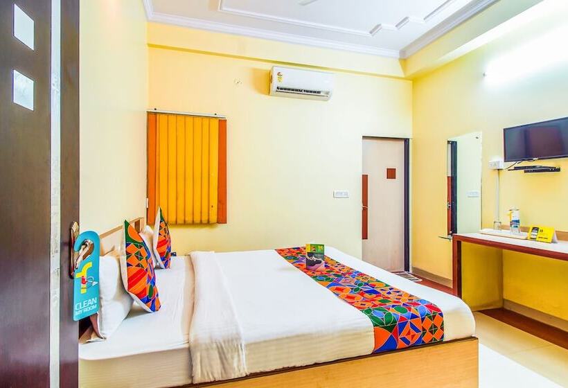 Fabhotel Starleaf Prime