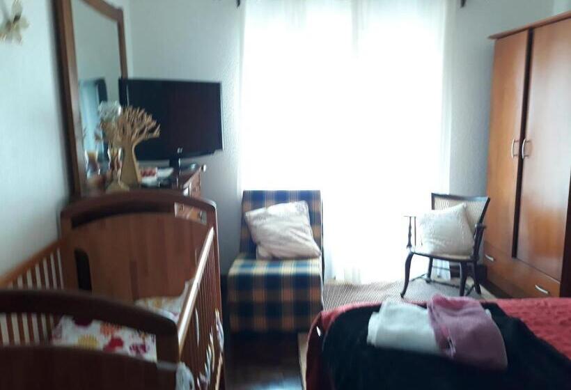 Spacious House In Encarnacao With Garden & Terrace