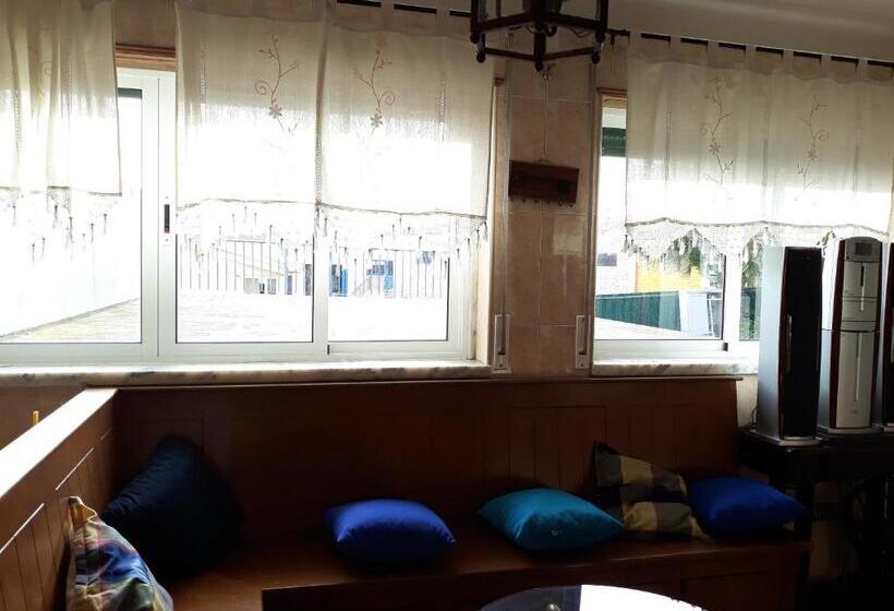 Spacious House In Encarnacao With Garden & Terrace