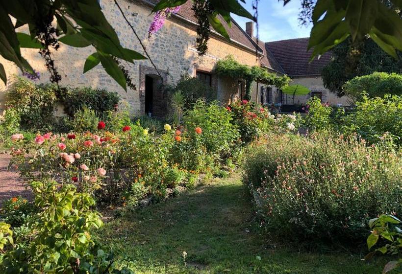 مبيت وإفطار La Fresnaie : Chambres ,table D'hôtes & Spa