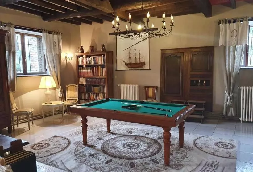 ベッドアンドブレックファースト La Fresnaie : Chambres ,table D'hôtes & Spa