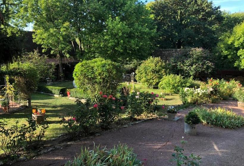 مبيت وإفطار La Fresnaie : Chambres ,table D'hôtes & Spa