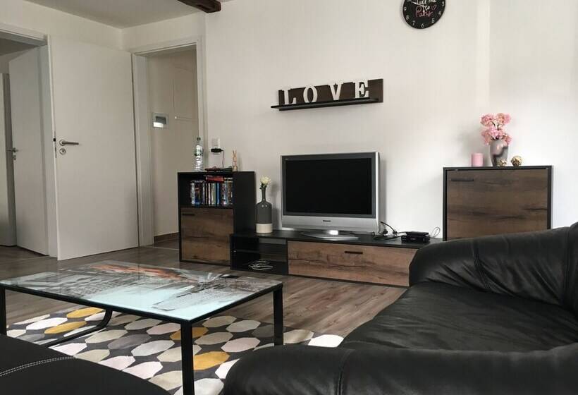 Ferienwohnung Scharenstetterstraße